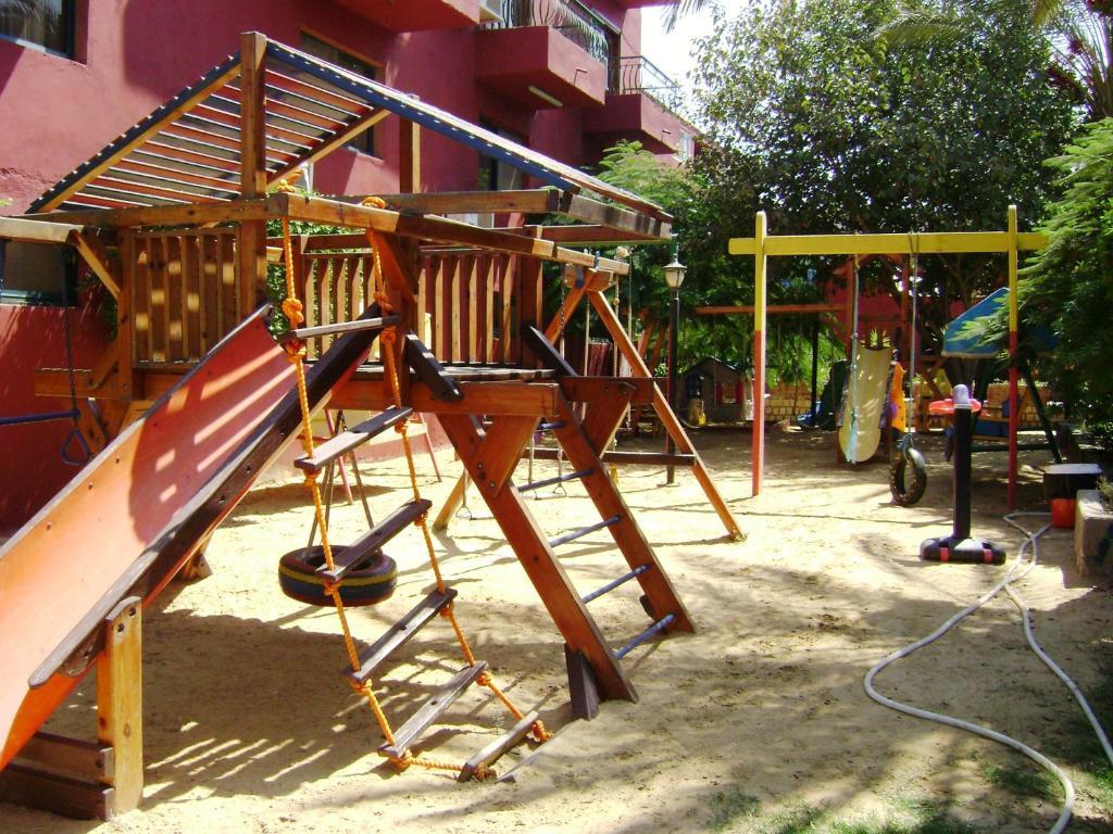 Adham Compound Hotel 킹 마리우트 외부 사진